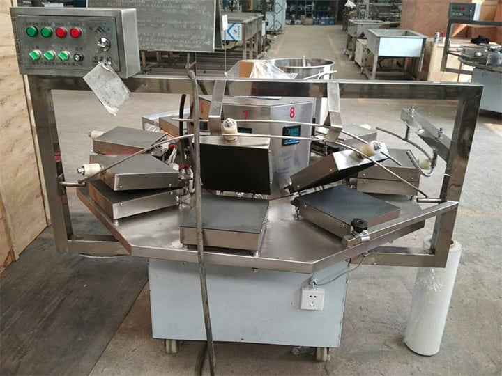 Commercial waffle cone machine